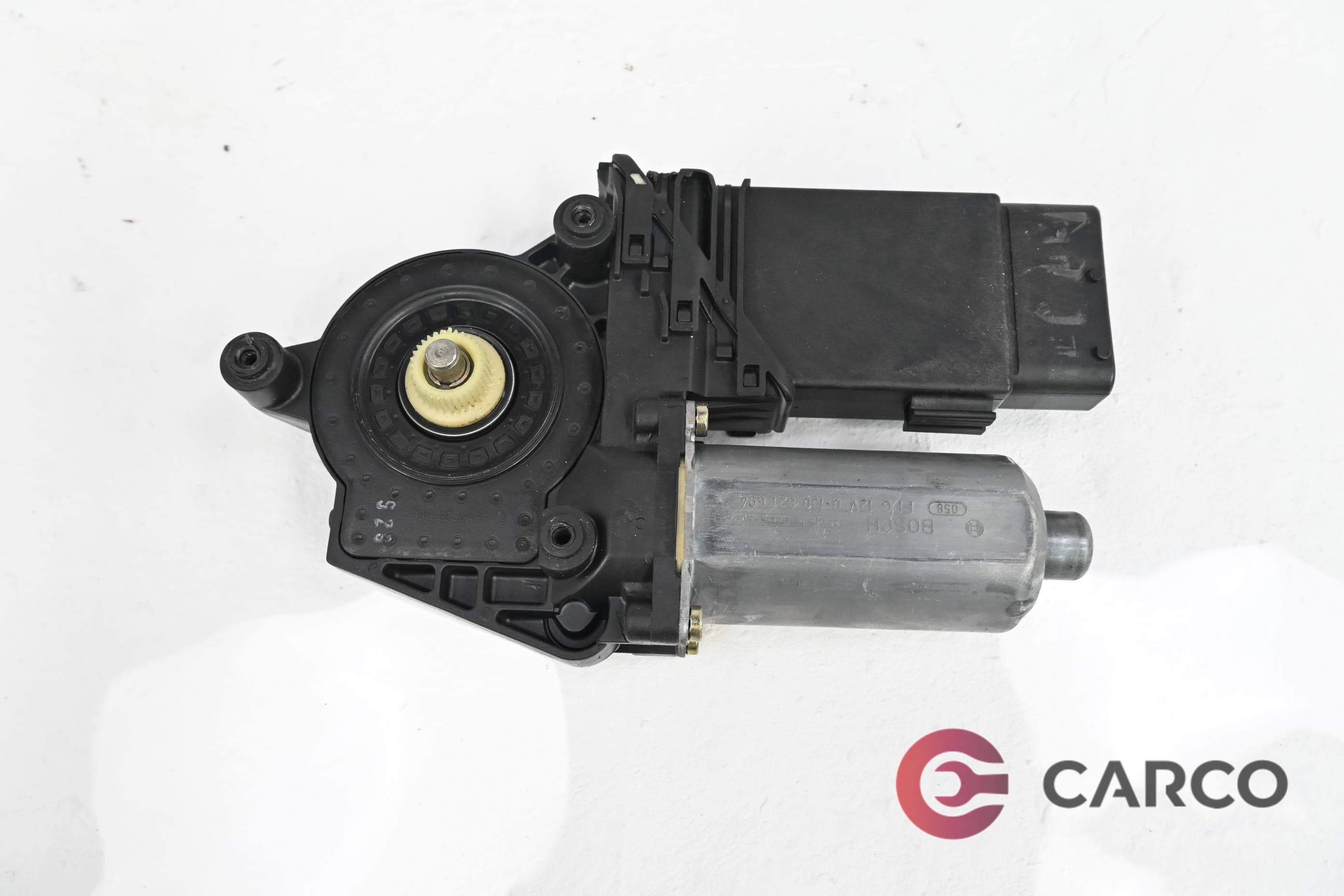Машинка ел стъкло предна дясна 3B4 837 752 GJ за VW PASSAT седан B5.5 (3b3) 1.9 TDI (2000 - 2005)