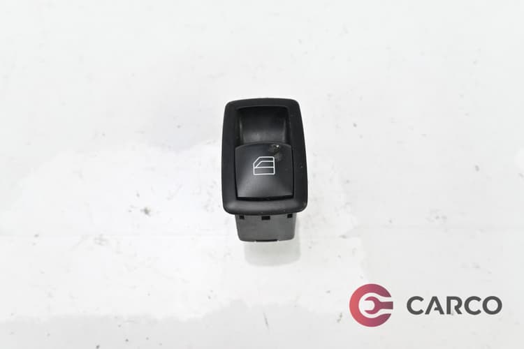 Копче ел стъкло задно дясно A 251 820 05 10 за MERCEDES-BENZ M-CLASS (W164) Facelift ML 300 CDI 4-matic (164.120) (2005)
