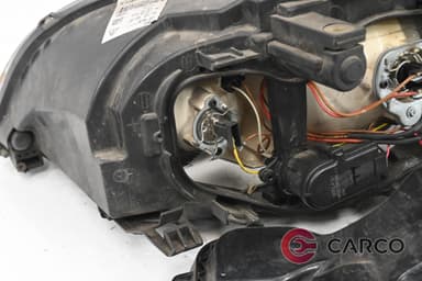 Фар десен 4M51-13W029-AD за FORD FOCUS II (DA_) 1.6 TDCi (2004 - 2012)