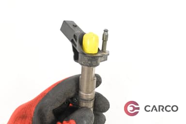 Дюза дизел A 642 070 2B5UFNB D1X за MERCEDES-BENZ M-CLASS (W164) Facelift ML 300 CDI 4-matic (164.120) (2005)