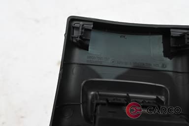 Панел USB и слот зареждане 12V 9860017580 за CITROEN C3 IV 1.2 PureTech (2024)