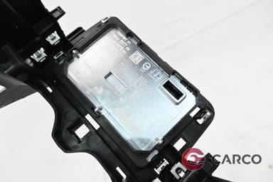 Основа централна конзола с модул безжично зареждане A00FMY 01 за CITROEN C3 IV 1.2 PureTech (2024)
