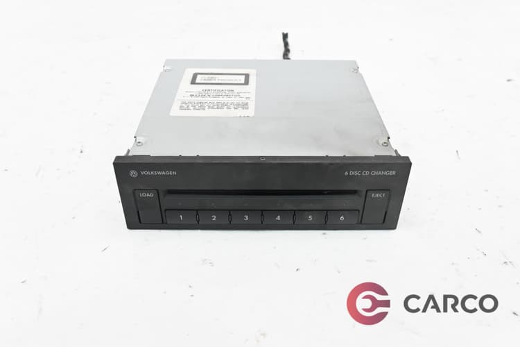 CD чейнджър 1K0 035 110 за VW GOLF V (1K1) 1.6 FSI (2003 - 2009)