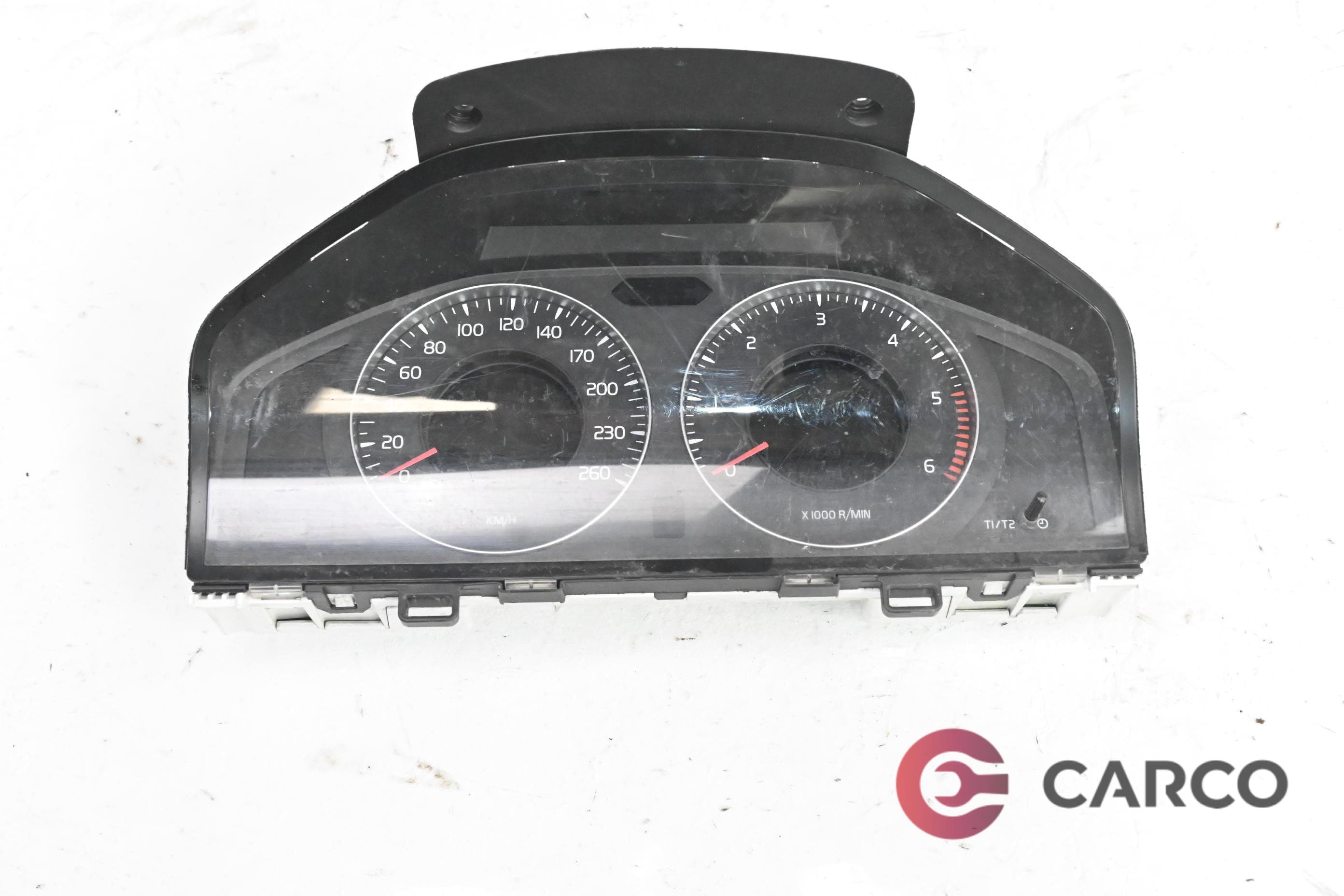 Километраж 69199 660U за VOLVO V70 III (BW) D5 (2007)