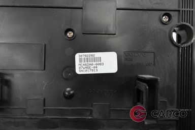 Управление климатроник 30782282 за VOLVO V70 III (BW) D5 (2007)