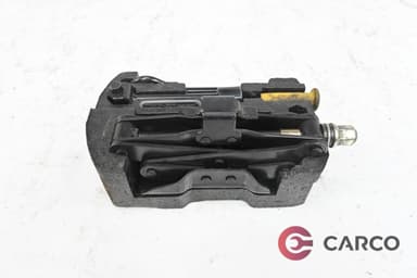 Крик, ключ и кука за теглене комплект за RENAULT MEGANE II (BM0/1_, CM0/1_) 1.5 dCi (BM0F, CM0F) (2002 - 2011)