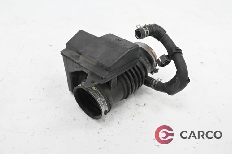 Въздуховод KL47 13 185 за MAZDA XEDOS 9 седан Facelift (TA) 2.5 V6 (1993 - 2002)