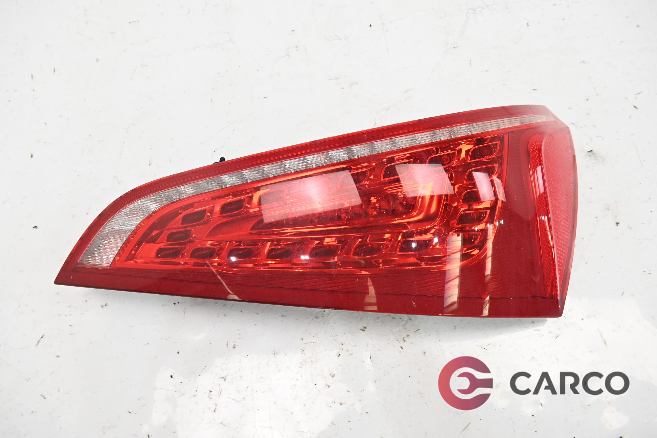 Стоп десен 8R0 945 094 A за AUDI Q5 (8R) 3.0 TDI quattro (2008)