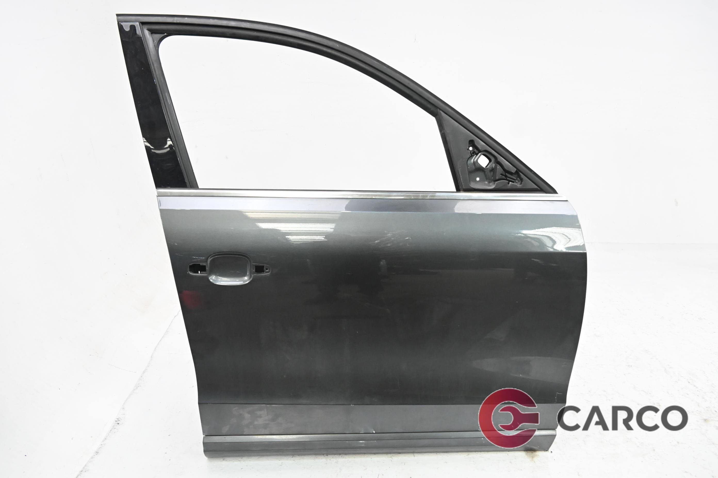 Врата предна дясна за AUDI Q5 (8R) 3.0 TDI quattro (2008)