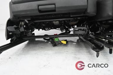 Седалки предни S-line за AUDI Q5 (8R) 3.0 TDI quattro (2008)