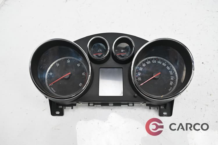 Километраж за OPEL ASTRA J Sports Tourer 1.7 CDTI (2010)