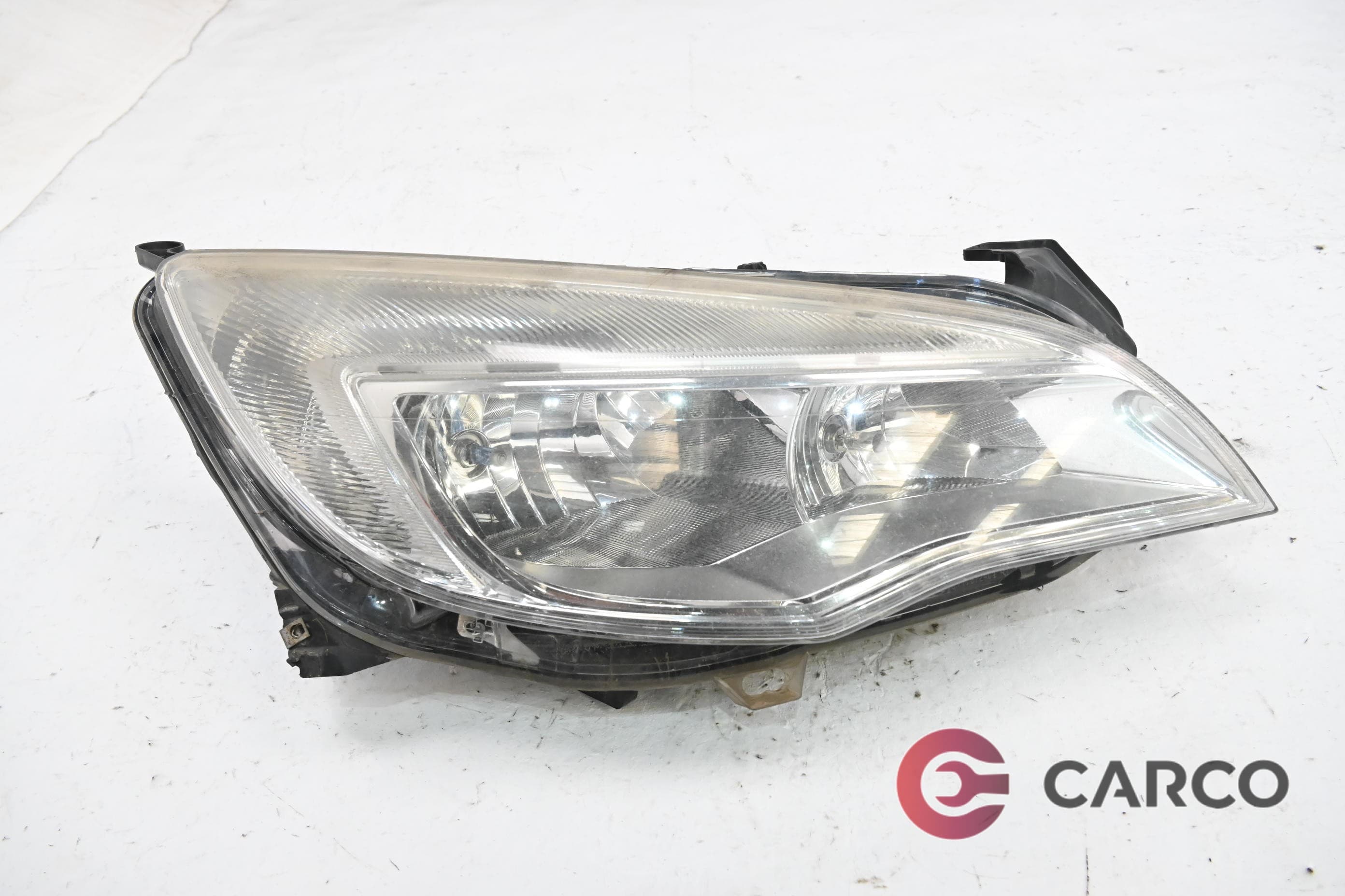 Фар десен за OPEL ASTRA J Sports Tourer 1.7 CDTI (2010)