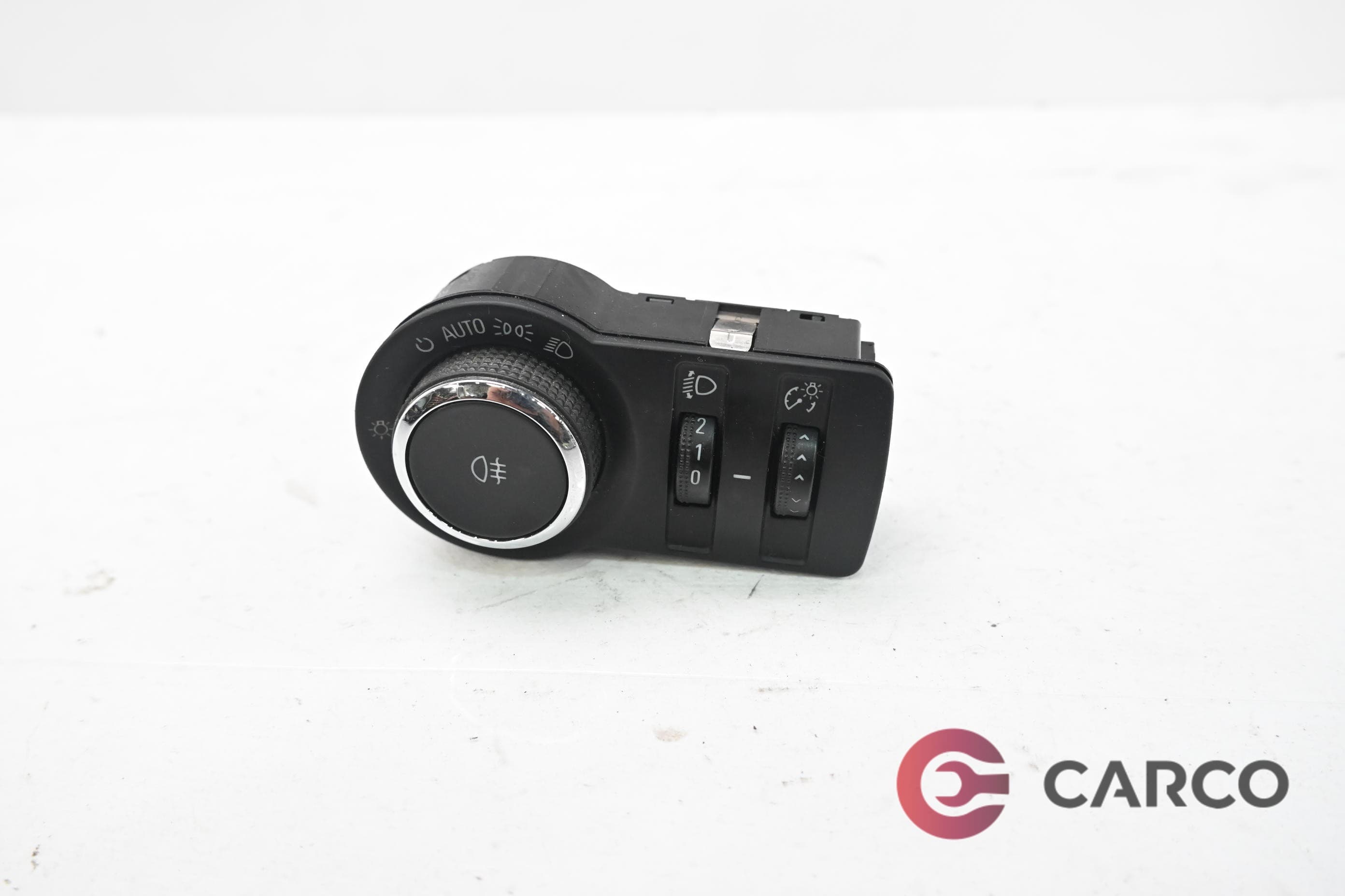 Ключ светлини 13268704 за OPEL ASTRA J Sports Tourer 1.7 CDTI (2010)