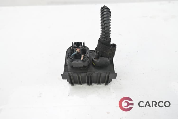 Реле подгревни свещи 55 557 761 за OPEL ASTRA J Sports Tourer 1.7 CDTI (2010)