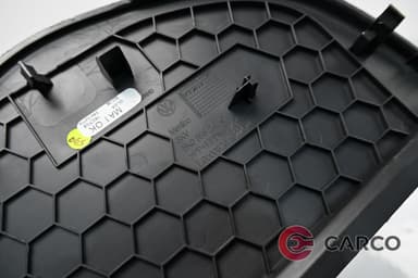 Капаци арматурно табло 2 броя комплект 5K0858247C 5K0858248C за VW GOLF VI Variant (AJ5) 1.4 TSI (2008 - 2013)