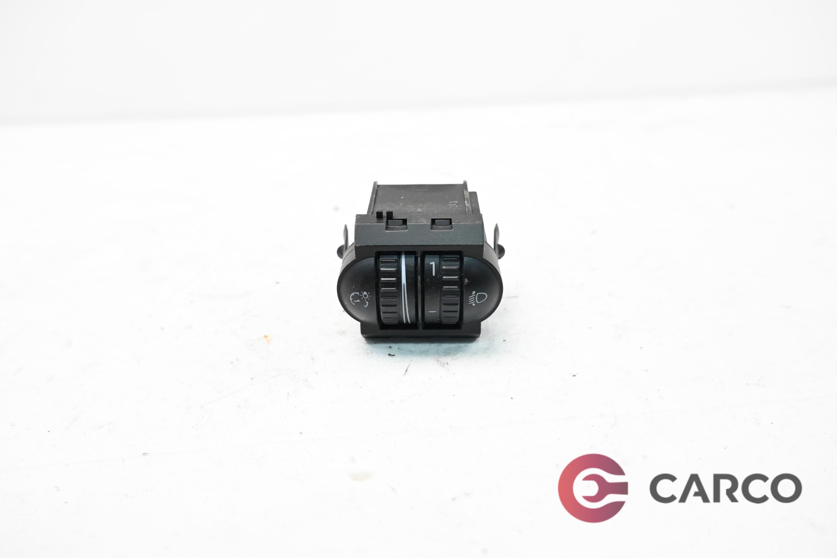 Ключове реглаж фарове и светлина табло 5K0 941 333 за VW GOLF VI Variant (AJ5) 1.4 TSI (2008 - 2013)