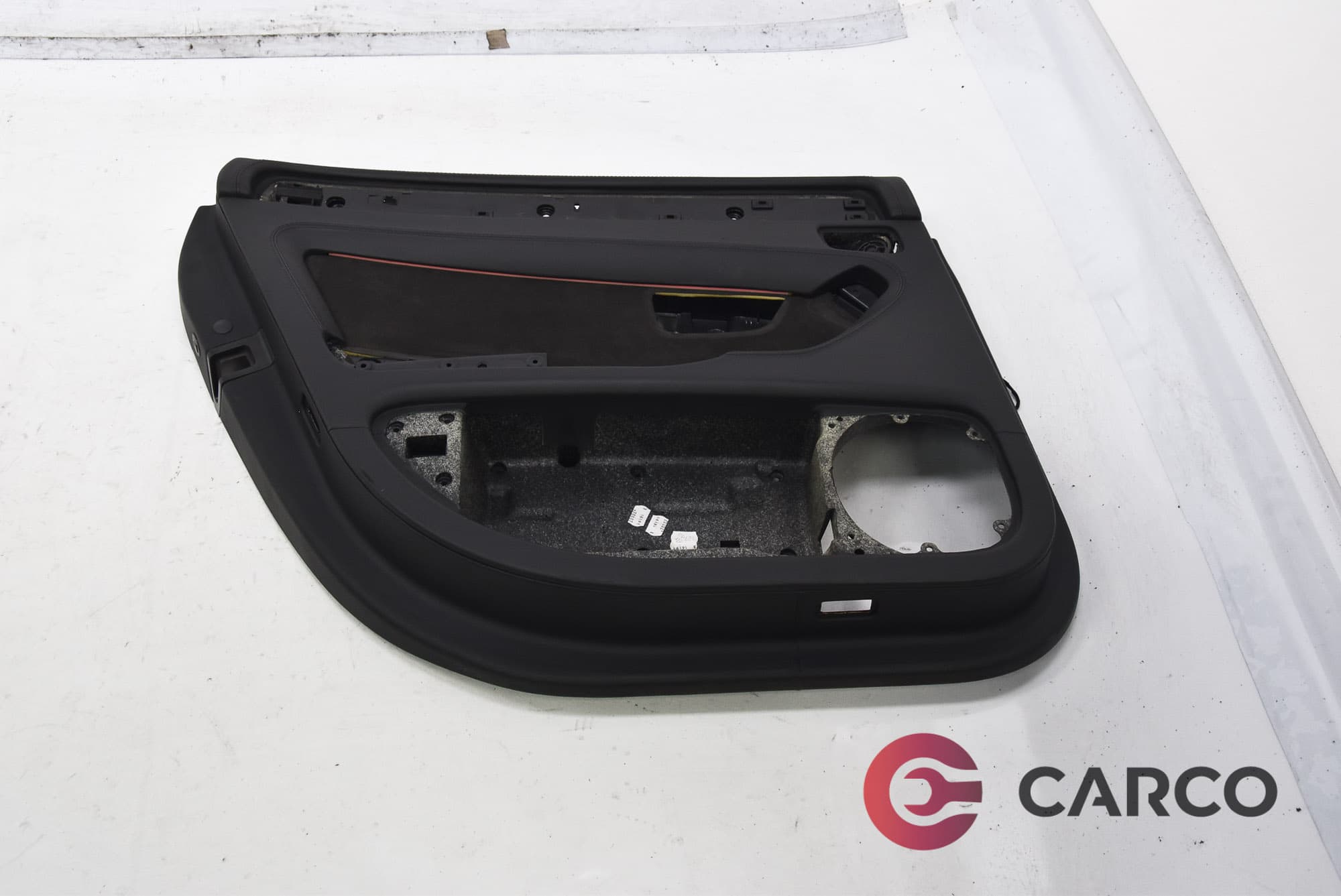 Кора врата задна лява 4E0 867 067 за AUDI A8 седан (4E_) S8 quattro (2002 - 2010)