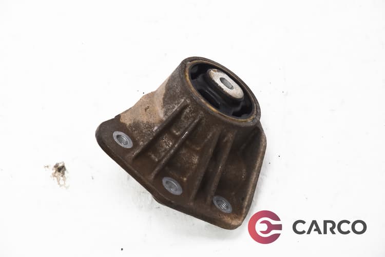 Конзола тампон двигател 4Е0599133 C за AUDI A8 седан (4E_) S8 quattro (2002 - 2010)