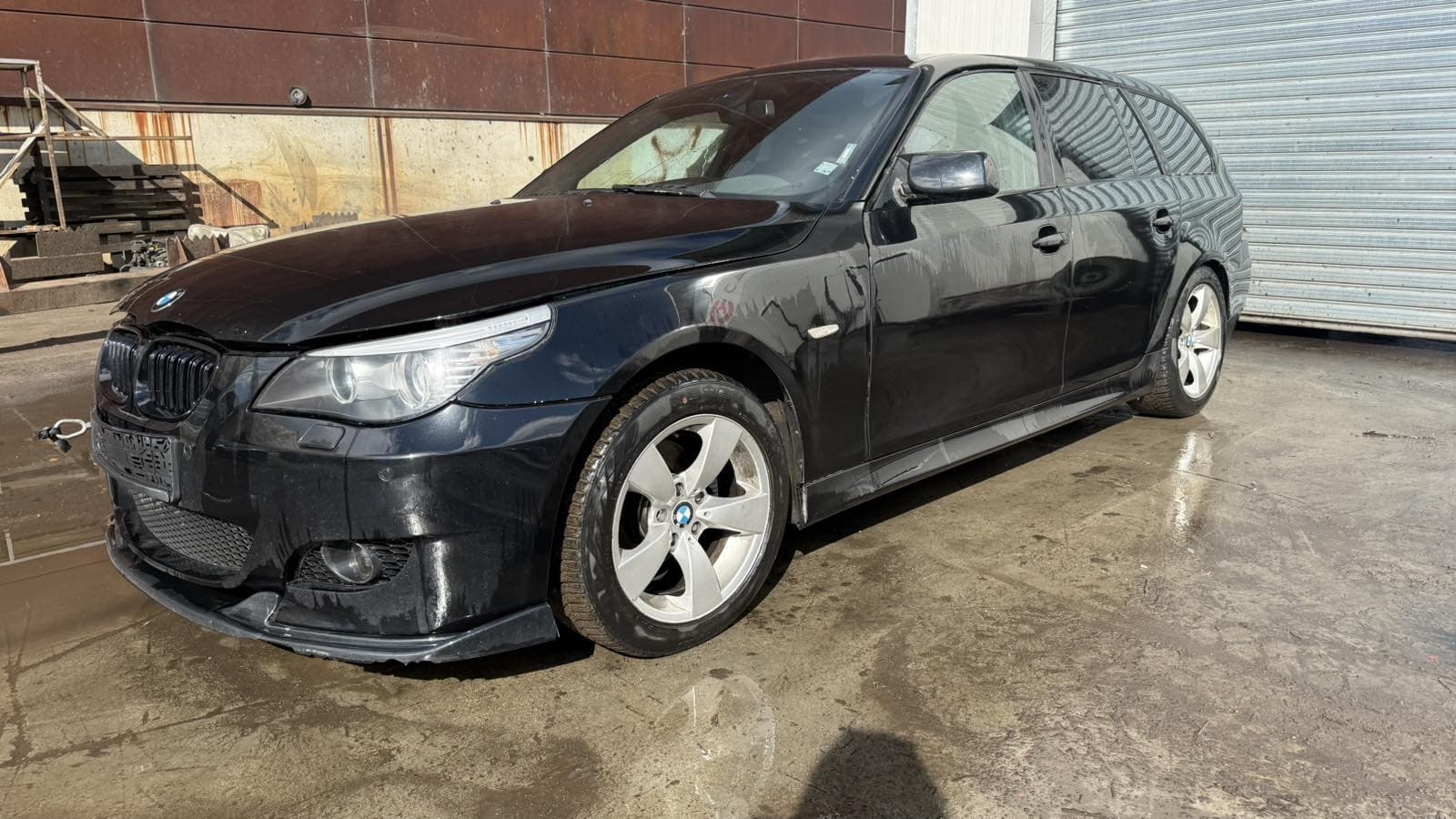 BMW E61 2004 / БМВ Е61 2004