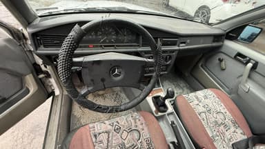 Mercedes 190 1986 / Мерцедес 190 1986