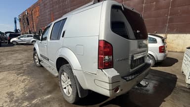 Nissan Pathfinder 2005 / Нисан Патфайндър 2005
