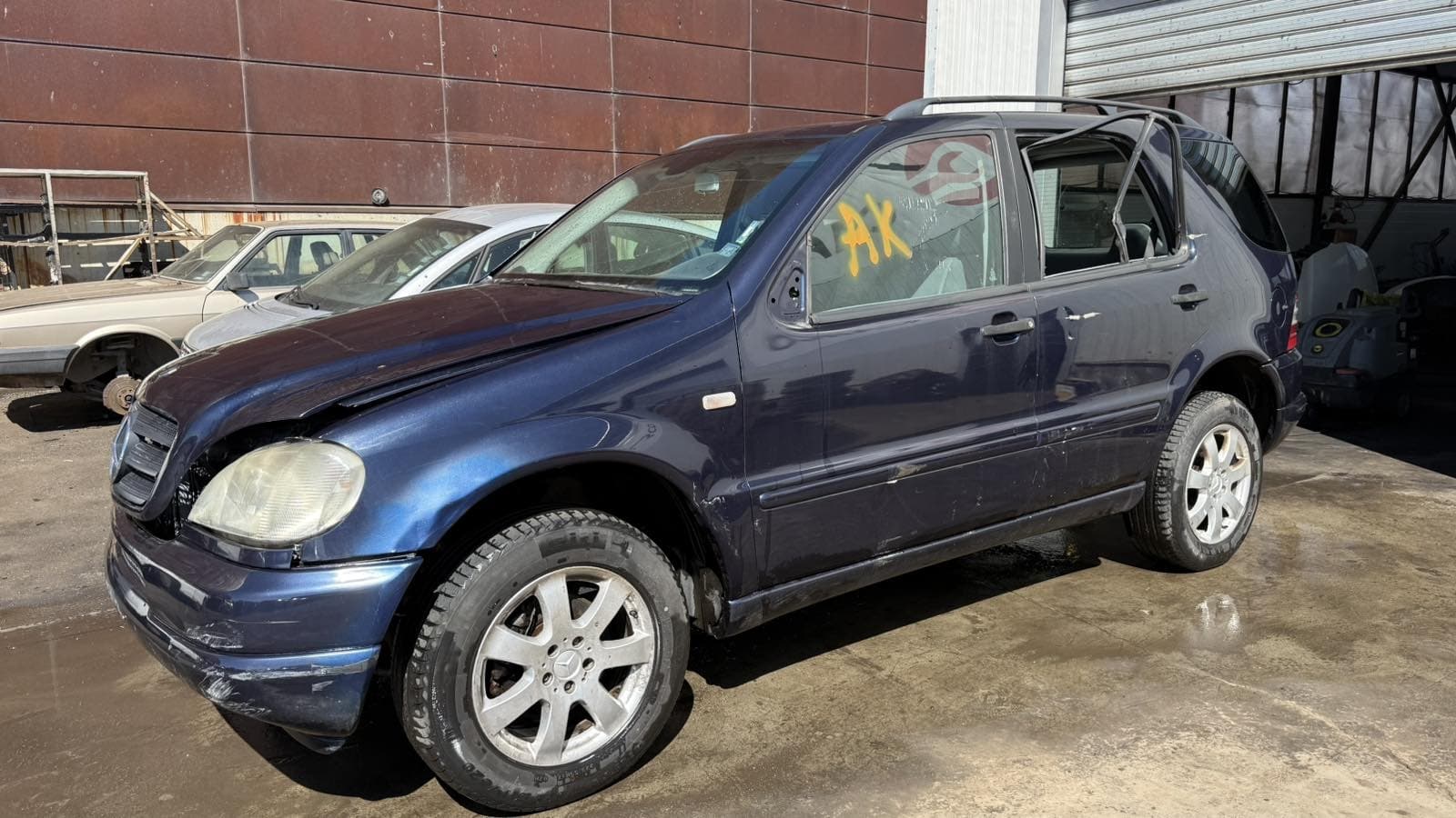 Mercedes ML 2000 / Мерцедес МЛ 2000