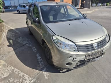 Dacia Sandero 2008 / Дачия Сандеро 2008