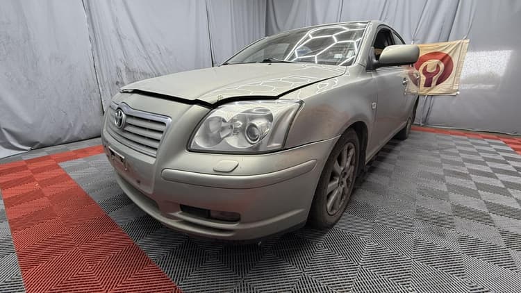 Toyota Avensis 2003 / Тойота Авенсис 2003