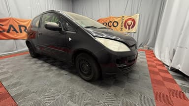 Mitsubishi colt 2005  / Мицубиши колт 2005