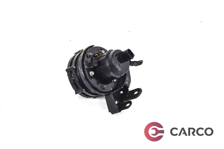 Помпа 071959253 за VW GOLF Mk IV (1J1) 2.3 V5 (1997 - 2005)