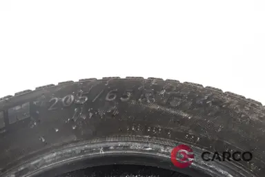 Зимна гума 15 цола Michelin 205/65R DOT2916 1 брой 