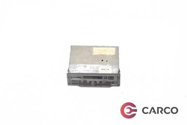 Касетофон за RENAULT CLIO   кутия (S57_) 1.2 (1991 - 1998)