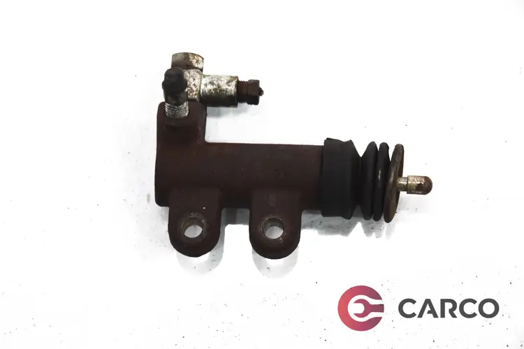 Долна помпа съединител за MITSUBISHI CARISMA (DA_) 1.8 16V GDI (DA2A) (1995 - 2006)