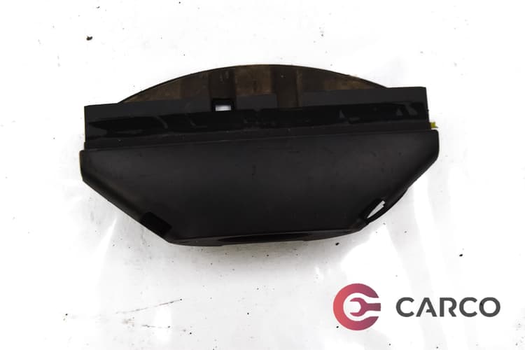 Конзола около волан за OPEL SIGNUM 2.2 DTI (2003)