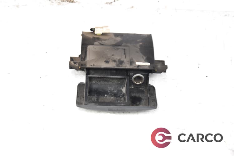 Пепелник за HYUNDAI TRAJET (FO) 2.0 CRDi (2000 - 2008)