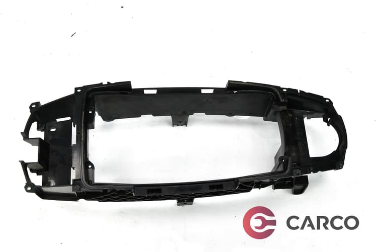 Основа около скоростен лост за BMW 7 седан (E65, E66, E67) 735 i,Li (2001 - 2009)