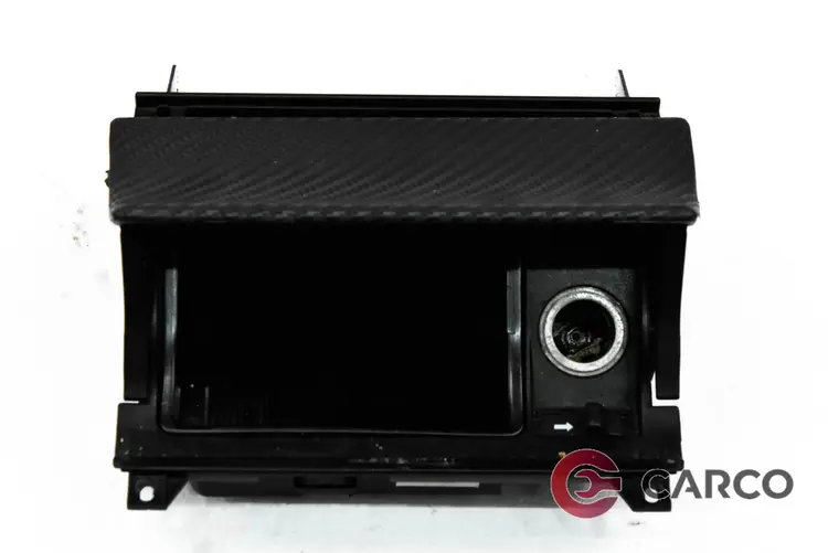 Пепелник за MERCEDES-BENZ E-CLASS седан (W210) E 300 Turbo-D (210.025) (1995 - 2003)