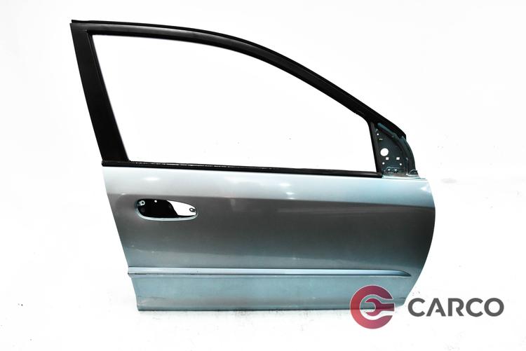 Врата предна дясна за HONDA CIVIC VII Hatchback (EU, EP, EV) 1.6 i (1999 - 2006)