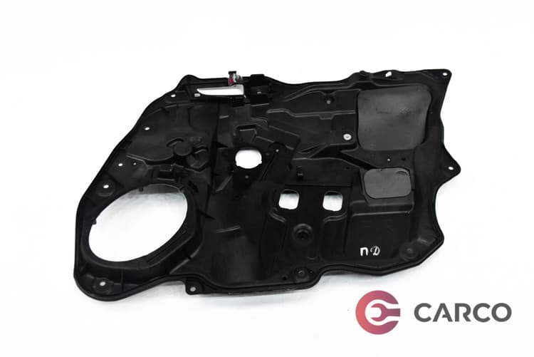 Панел врата предна дясна за MAZDA 3 (BK) 2.0 (2003 - 2009)