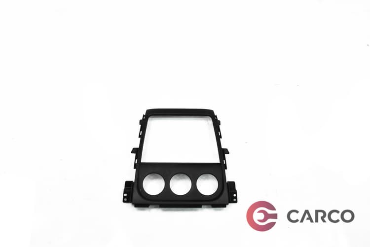 Лайсна около радио за FIAT SEDICI (FY_) 1.9 D Multijet 4x4 (2006)