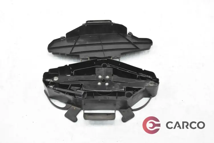 Кутия инструменти с крик и ключ за гуми за NISSAN PRIMASTAR кутия (X83) dCi 100 (2002)