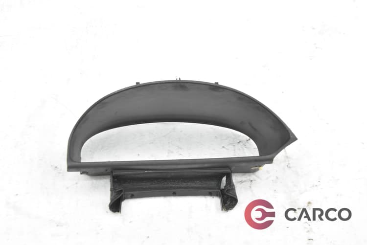 Конзола около километраж за RENAULT LAGUNA II (BG0/1_) 1.9 dCi (BG08, BG0G) (2001)