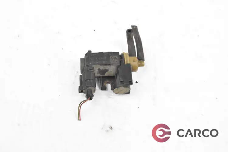 Вакуум клапан 8K0906627 за AUDI A4 седан (8K2, B8) 2.0 TDI (2007 - 2015)