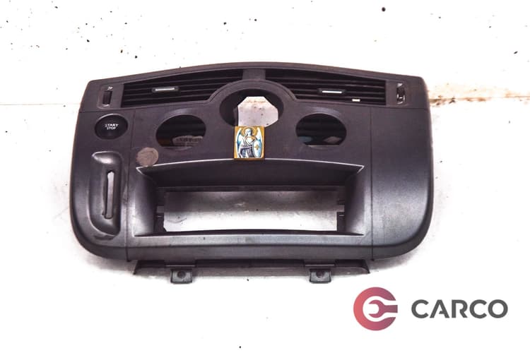 Централна конзола с духалки парно за RENAULT GRAND SCÉNIC II (JM0/1_) 1.9 dCi (JM0G, JM12, JM1G, JM2C) (2004)
