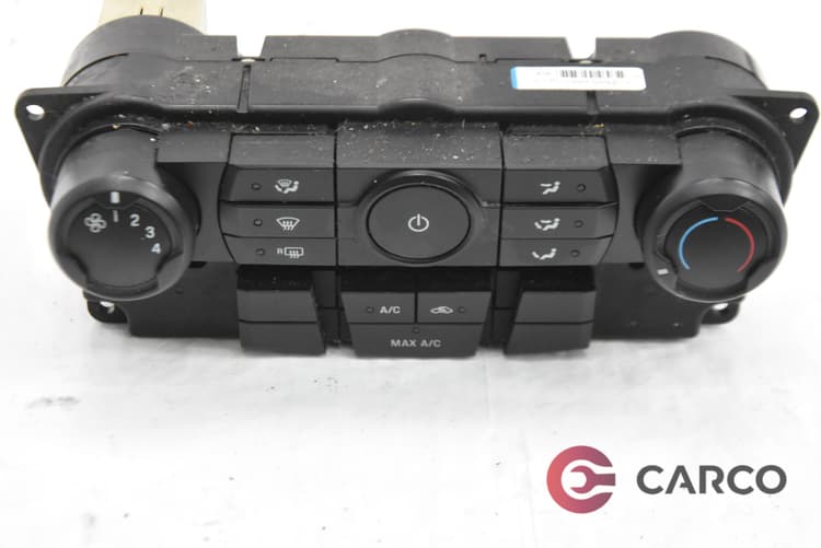 Управление климатик за FORD FOCUS II USA седан (C170) 2.0 (2005)