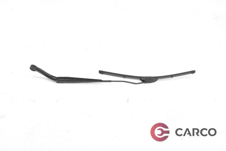 Рамо чистачка дясна за CADILLAC SRX 3.6 AWD (2003 - 2010)
