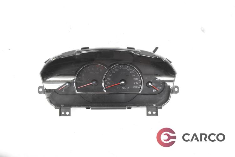 Километраж за CADILLAC SRX 3.6 AWD (2003 - 2010)