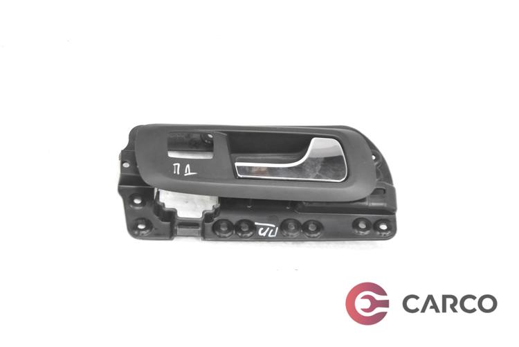 Вътрешна дръжка предна дясна за CADILLAC SRX 3.6 AWD (2003 - 2010)