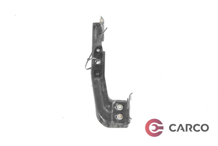 Скоба преден десен калник 25753158 за CADILLAC SRX 3.6 AWD (2003 - 2010)