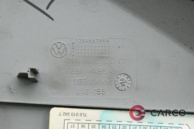Капак арматурно табло десен 7L6857176G за VW TOUAREG (7LA, 7L6, 7L7) 2.5 R5 TDI (2002 - 2010)